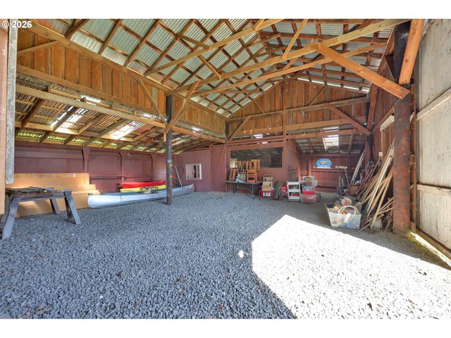 84816 CLOVERDALE Rd, Creswell, OR 97426