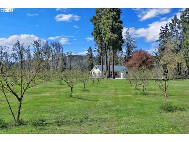 84816 CLOVERDALE Rd, Creswell, OR 97426