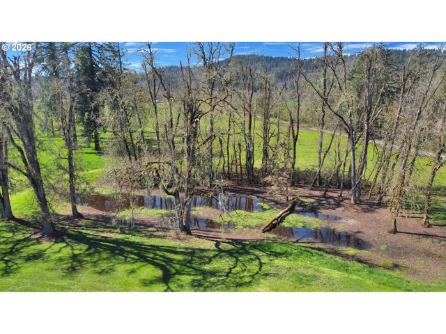 84816 CLOVERDALE Rd, Creswell, OR 97426