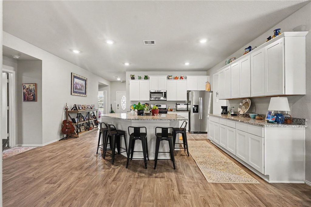 2403 Divot Lane, Navasota, TX 77868 — photo 4