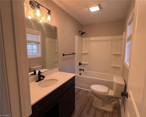 555 Lake Drive 9, Lexington, NC 27292