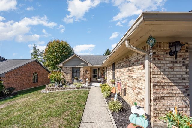 23 Pheasant Run Circle 9A, Springboro, OH 45066