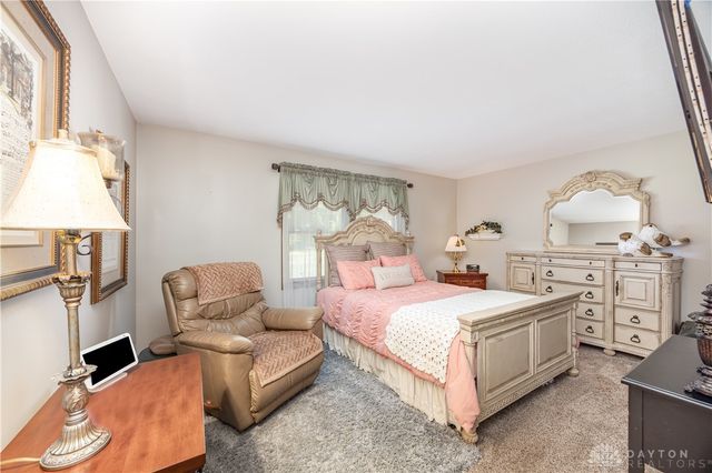 23 Pheasant Run Circle 9A, Springboro, OH 45066