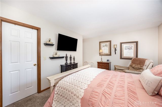 23 Pheasant Run Circle 9A, Springboro, OH 45066