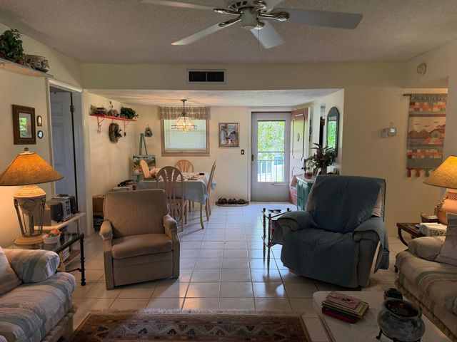 752 Lori Drive 210, Palm Springs, FL 33461