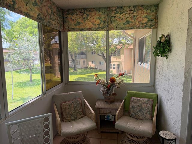 752 Lori Drive 210, Palm Springs, FL 33461