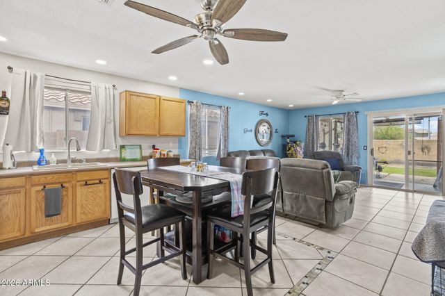 8219 W APACHE Street, Phoenix, AZ 85043