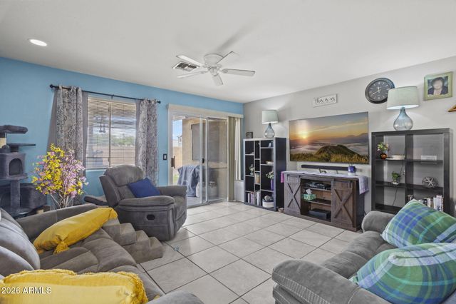 8219 W APACHE Street, Phoenix, AZ 85043