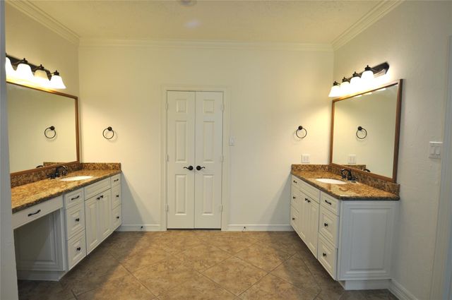 1914 Sand Hollow Lane, Katy, TX 77450