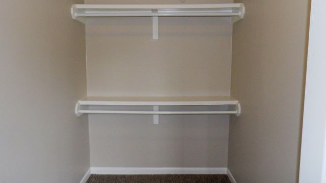 913 W Burton St, Sulphur, LA 70663