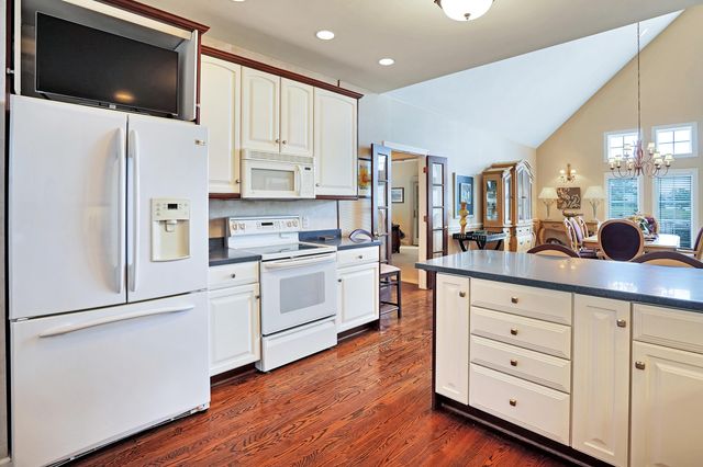 60 Southern Key, Moneta, VA 24121