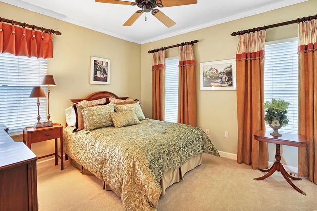 60 Southern Key, Moneta, VA 24121