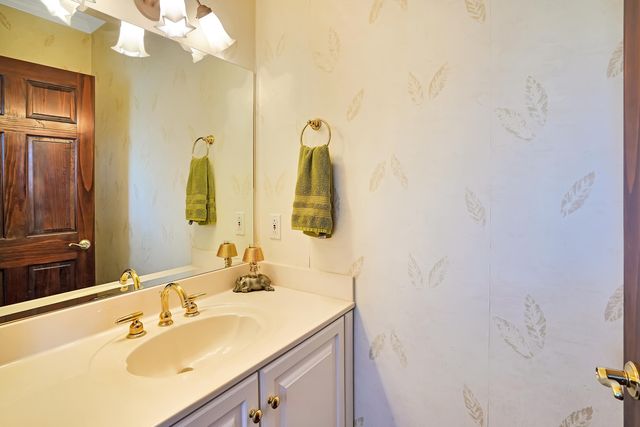 60 Southern Key, Moneta, VA 24121