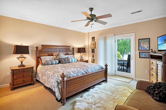 60 Southern Key, Moneta, VA 24121