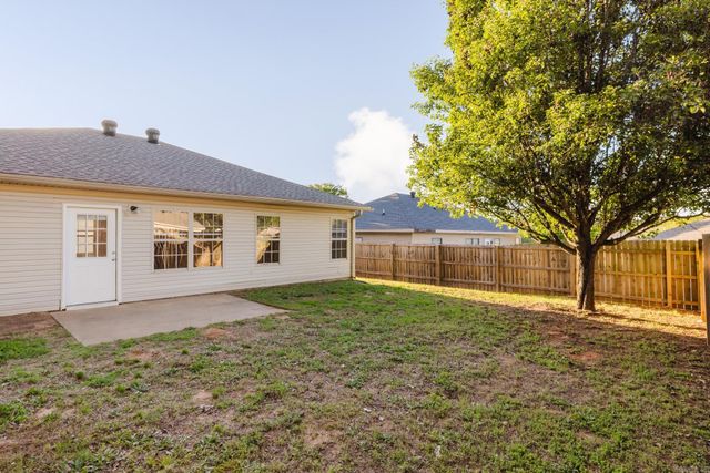2985 Wildwood Dr, Benton, AR 72015