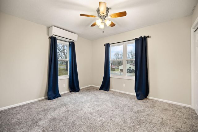 6 Arthur Street, Clay City, KY 40312