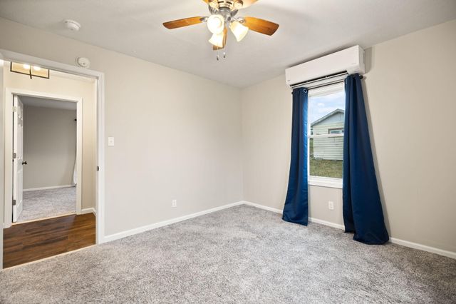 6 Arthur Street, Clay City, KY 40312