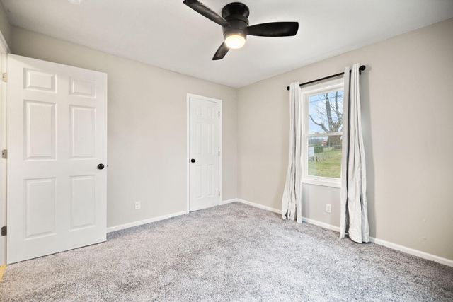 6 Arthur Street, Clay City, KY 40312