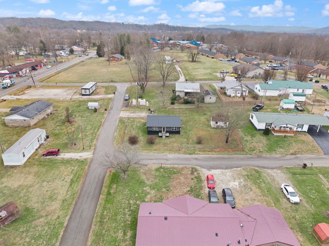 6 Arthur Street, Clay City, KY 40312