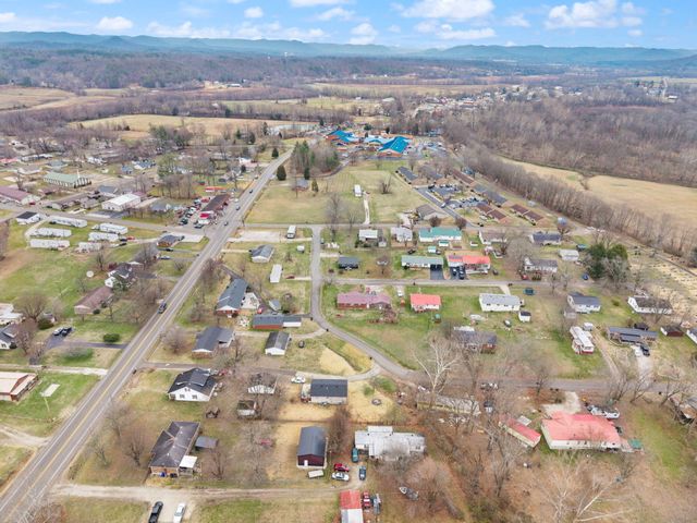 6 Arthur Street, Clay City, KY 40312