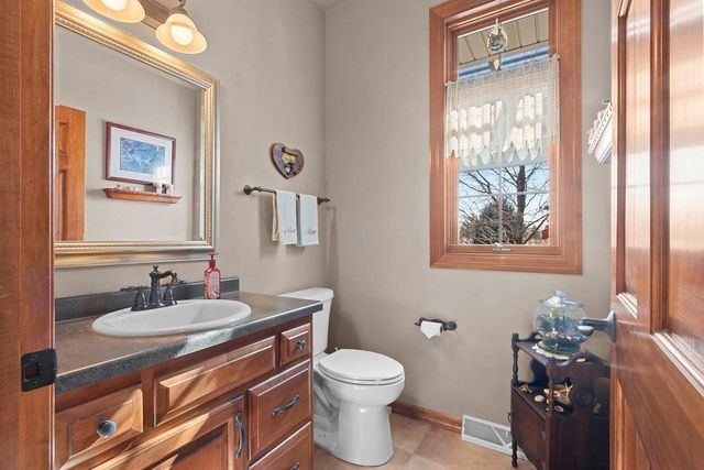 3364 SITKA STREET, Green Bay, WI 54311