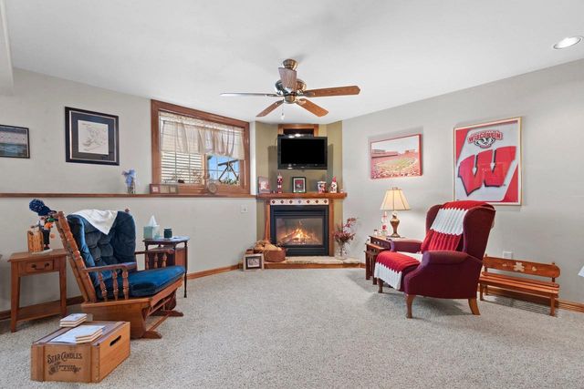 3364 SITKA STREET, Green Bay, WI 54311