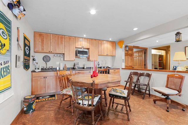 3364 SITKA STREET, Green Bay, WI 54311