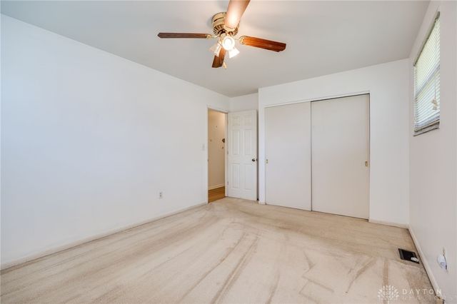 213 Lake Forest Drive, West Carrollton, OH 45449