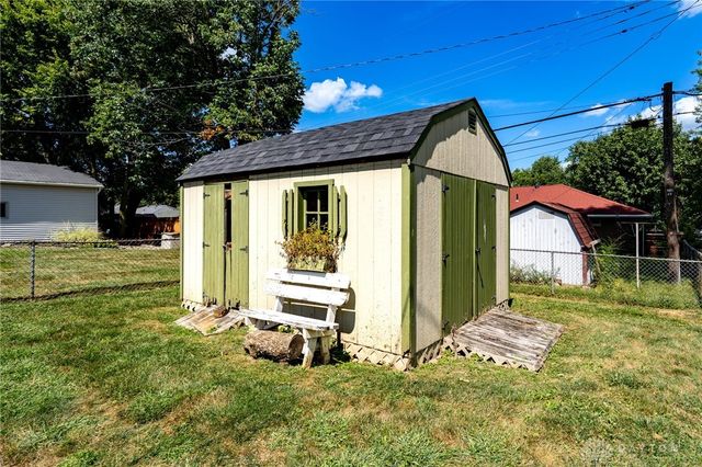 213 Lake Forest Drive, West Carrollton, OH 45449