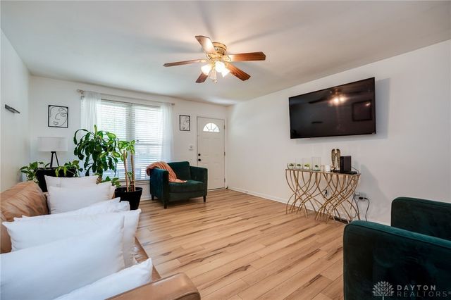 213 Lake Forest Drive, West Carrollton, OH 45449