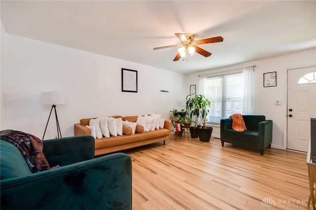 213 Lake Forest Drive, West Carrollton, OH 45449