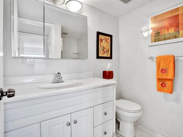298 Burgundy G, Delray Beach, FL 33484