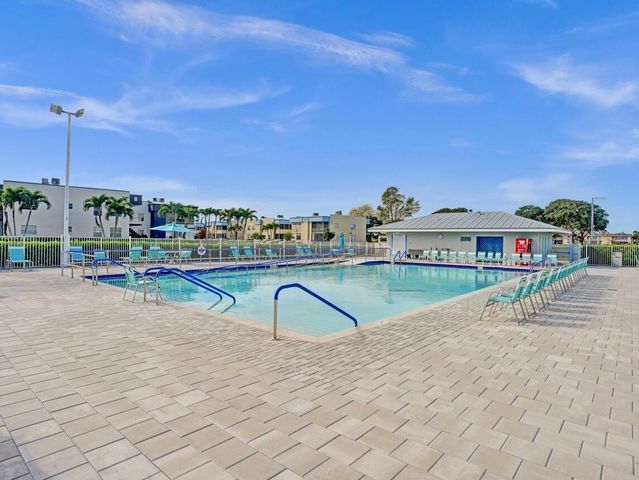 298 Burgundy G, Delray Beach, FL 33484