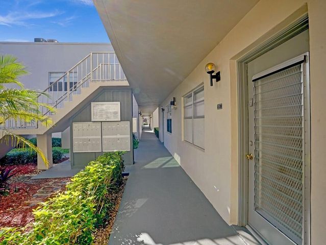 298 Burgundy G, Delray Beach, FL 33484