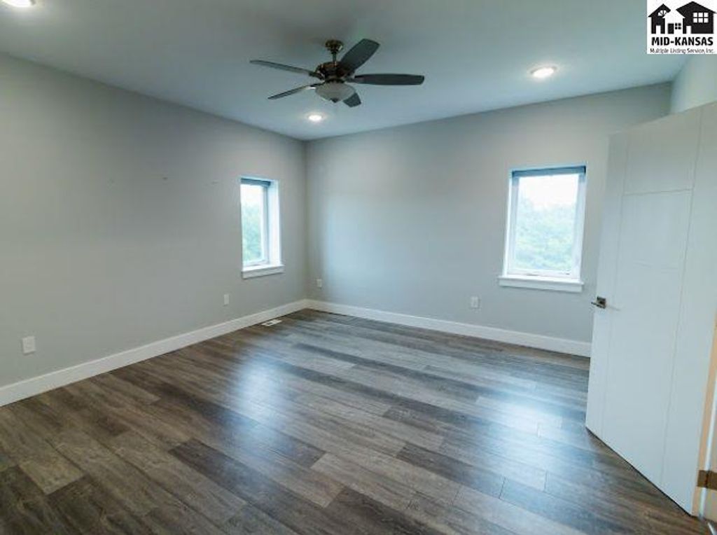 3400 N Buhler Rd