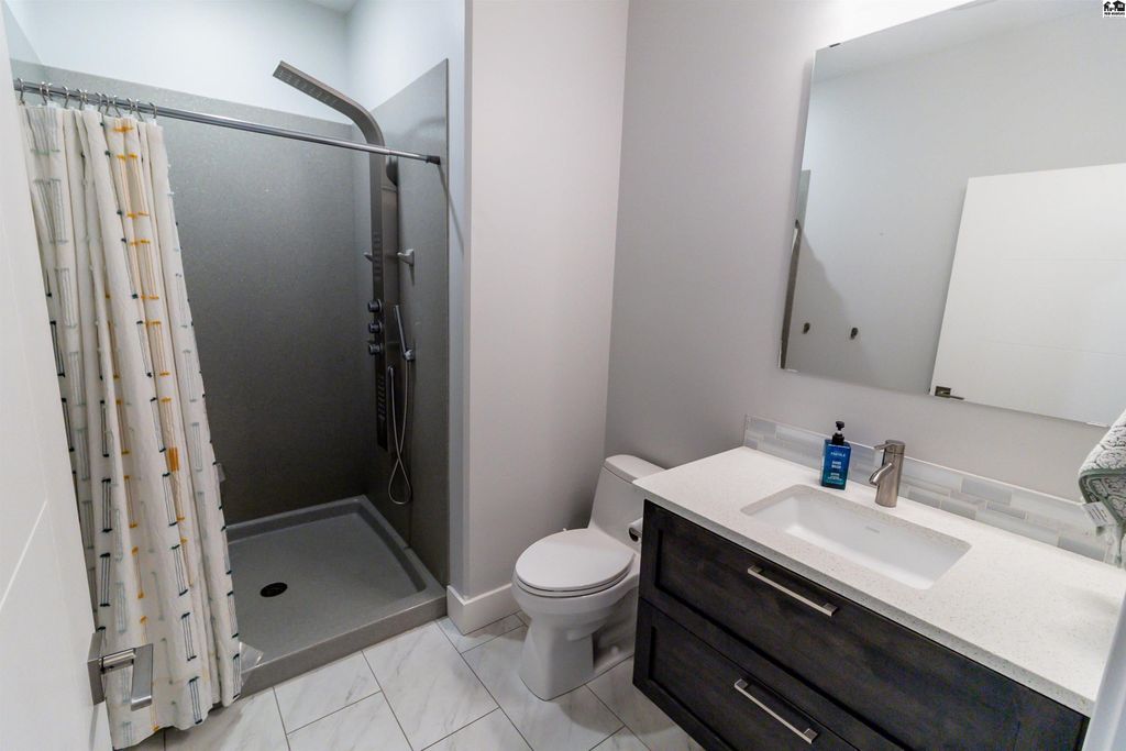 3400 N Buhler Rd