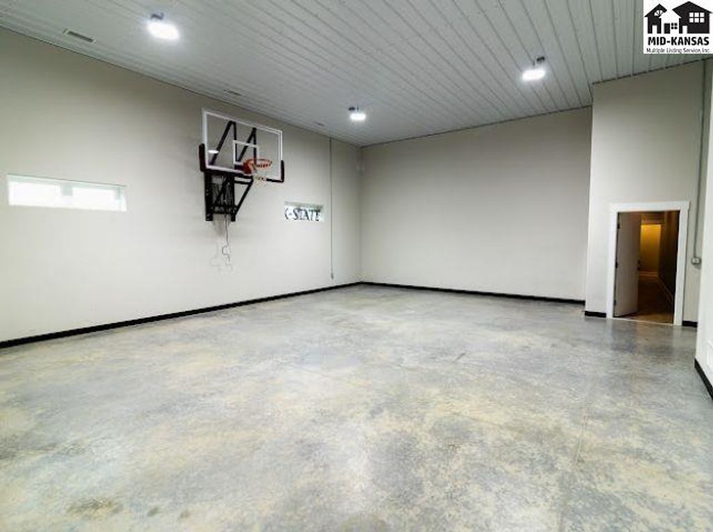 3400 N Buhler Rd