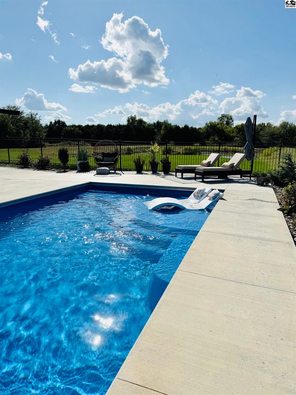 3400 N Buhler Rd