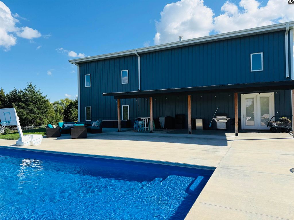 3400 N Buhler Rd