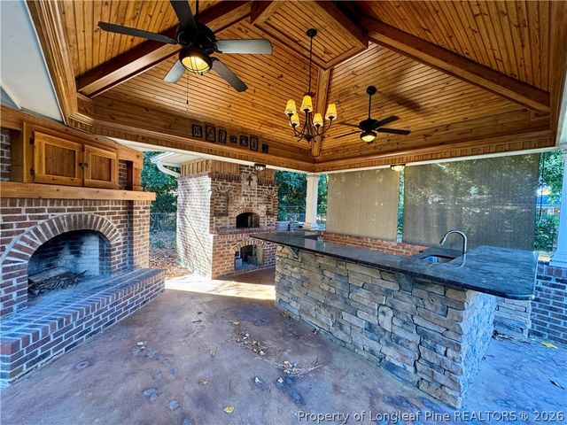 2723 Huntington Road, Fayetteville, NC 28303