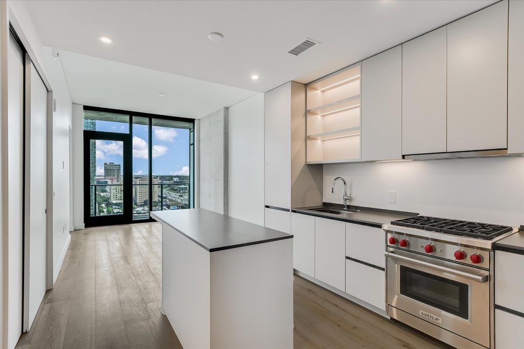 610 Davis ST 1911, Austin, TX 78701