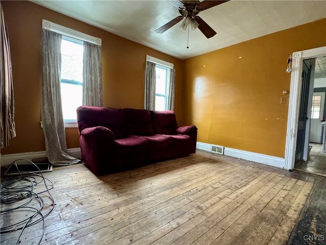 1149 McQuade Avenue, Utica, NY 13501