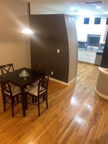 7650 Springhill Street 401, Houston, TX 77021