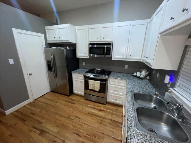 7650 Springhill Street 401, Houston, TX 77021