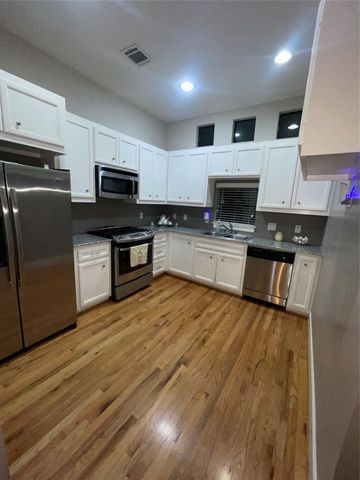 7650 Springhill Street 401, Houston, TX 77021