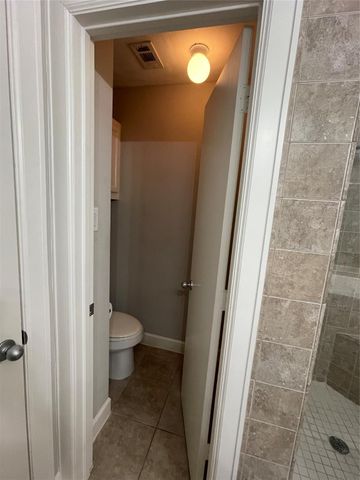 7650 Springhill Street 401, Houston, TX 77021