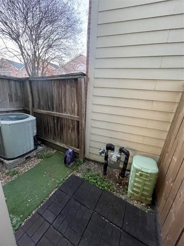 7650 Springhill Street 401, Houston, TX 77021