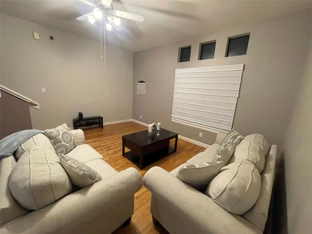 7650 Springhill Street 401, Houston, TX 77021