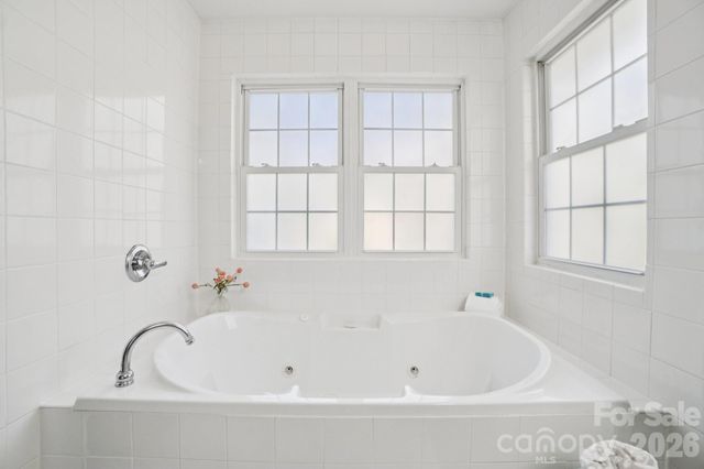 4005 Little River Road, Hendersonville, NC 28739