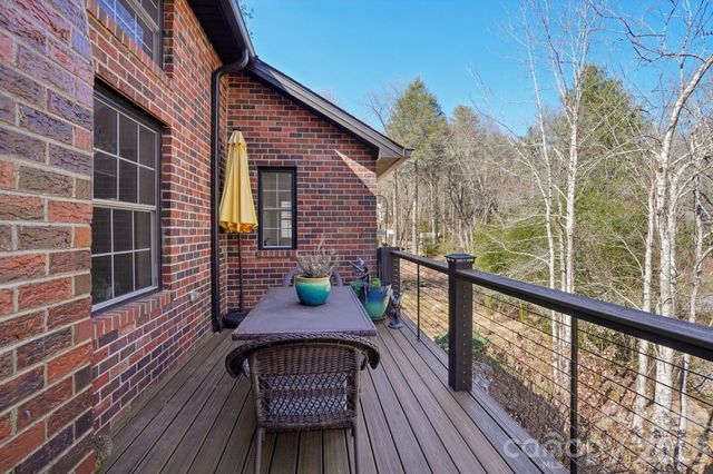 4005 Little River Road, Hendersonville, NC 28739